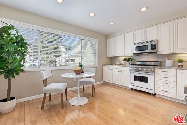 13336 Maxella Avenue, 5 photo 7