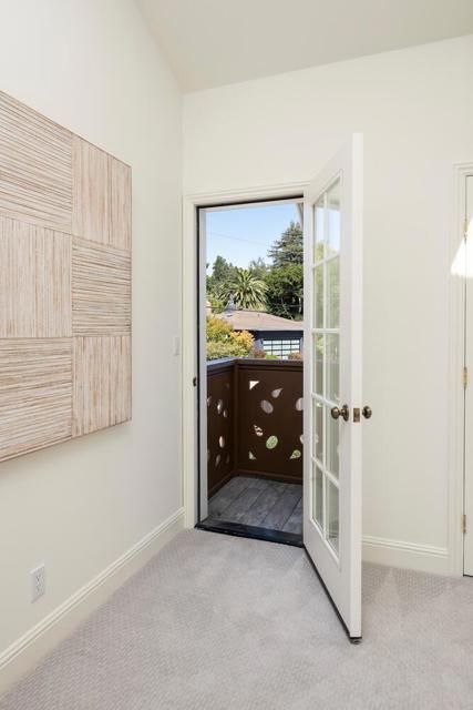 1701 Francis Court, Belmont CA: https://media.crmls.org/mediaz/b15241ac-6ec8-499d-a1a8-19196ceb0f9d.jpg