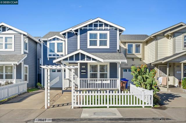 1627 Livingston Ln, Richmond CA: https://media.crmls.org/mediaz/b15277a8-1901-4a36-b75b-f2768b4eee37.jpg