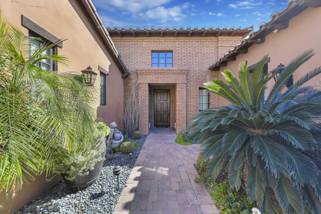 14 Santa Rosa Mountain Lane, Rancho Mirage, CA 92270