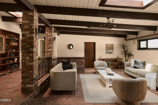 6900 Lurline Avenue, Los Angeles CA: https://media.crmls.org/mediaz/b1538ea2-aae2-4aa7-8dab-39390087882c.jpg