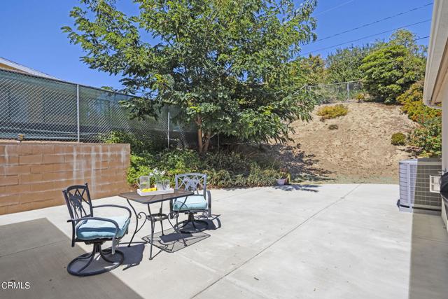 784 Via Arroyo, Ventura CA: https://media.crmls.org/mediaz/b1548709-4a24-47ce-990d-e02a0ba003ec.jpg