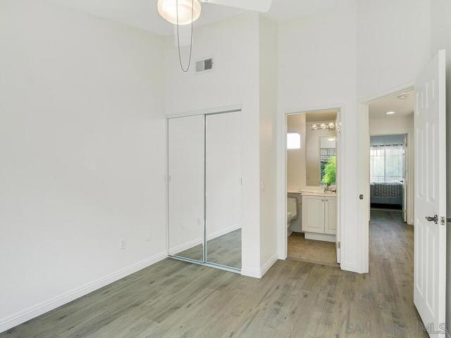 3686 Ruette De Ville, San Diego, California 92130, 2 Bedrooms Bedrooms, ,2 BathroomsBathrooms,Condominium,For Sale,Ruette De Ville,250037614SD