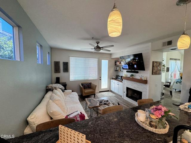 2316 Kehala Avenue, Ventura CA: https://media.crmls.org/mediaz/b155c5ab-3fe0-442d-90fc-b47c27459540.jpg
