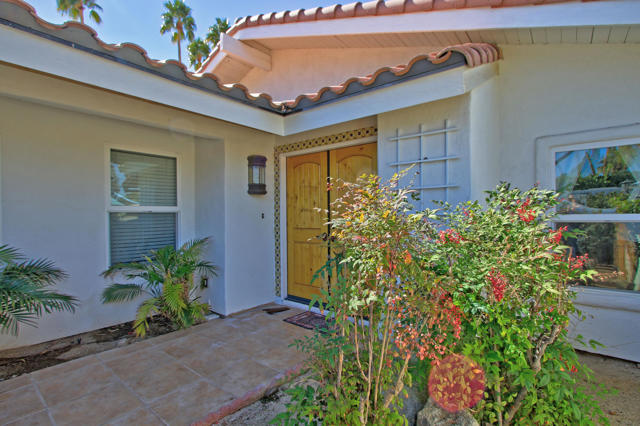 73117 Haystack Road, Palm Desert CA: https://media.crmls.org/mediaz/b155f6d3-a6d0-4125-830a-8fce20ea83b6.jpg