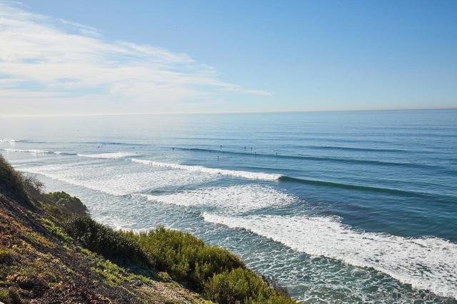 940 Sealane Dr, Encinitas CA: https://media.crmls.org/mediaz/b1564278-51b9-4831-84e6-11bfb6c48021.jpg