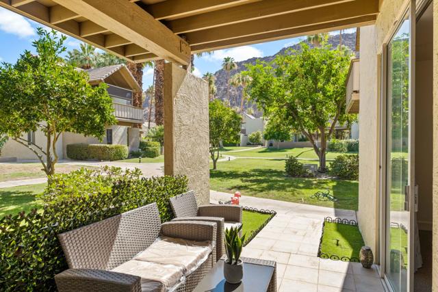 78130 Cortez Lane, Indian Wells CA: https://media.crmls.org/mediaz/b1567281-79ff-401c-a013-a4d905a508fa.jpg