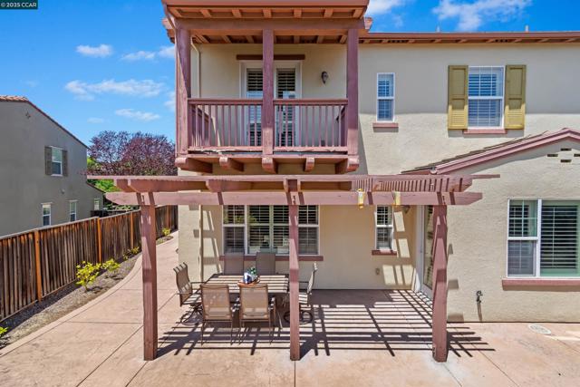 5214 Kenilworth Way, San Ramon CA: https://media.crmls.org/mediaz/b156ec22-a2fe-4258-aa22-186fbfbdfd4e.jpg