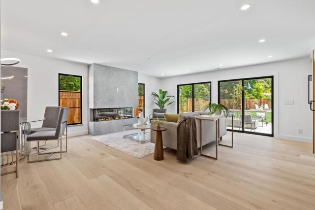 2330 Sierra Court, Palo Alto CA: https://media.crmls.org/mediaz/b15815cd-85ad-4c16-8860-98a9440fef05.jpg