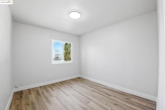 96 Coral Ln, Suisun City CA: https://media.crmls.org/mediaz/b158ee86-e453-429e-b14b-13da143a7f66.jpg