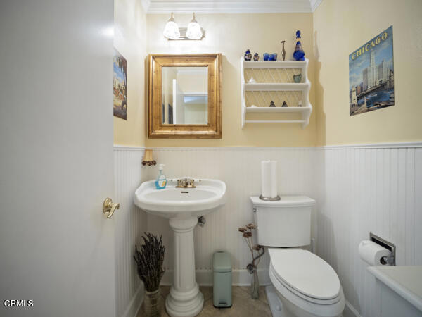 Detail Gallery Image 13 of 26 For 102 San Nicolas Cir, Port Hueneme,  CA 93041 - 3 Beds | 2/1 Baths