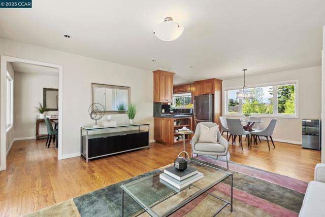 1902 Joseph Dr, Moraga CA: https://media.crmls.org/mediaz/b1596bd2-282d-43d8-981c-b2751fbd6207.jpg