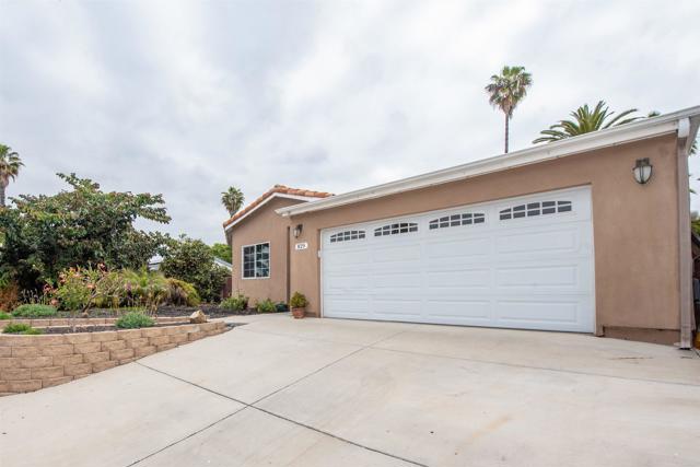 829 Warmlands Avenue, Vista CA: https://media.crmls.org/mediaz/b15b6b29-dec4-4fed-98f0-1f429575239a.jpg