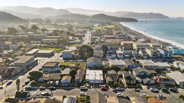 84 San Jose Avenue, Pacifica CA: https://media.crmls.org/mediaz/b15b9d1c-f189-442f-a93b-0a608be2e9e0.jpg