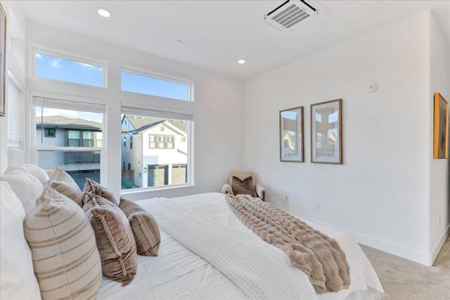 210 Waters Park Circle, San Mateo CA: https://media.crmls.org/mediaz/b15be35e-58ba-4e72-ac78-d1892306e1b5.jpg