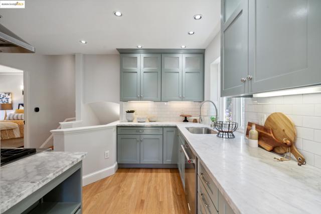 Image 11 of 37 For 1633 Trestle Glen Rd