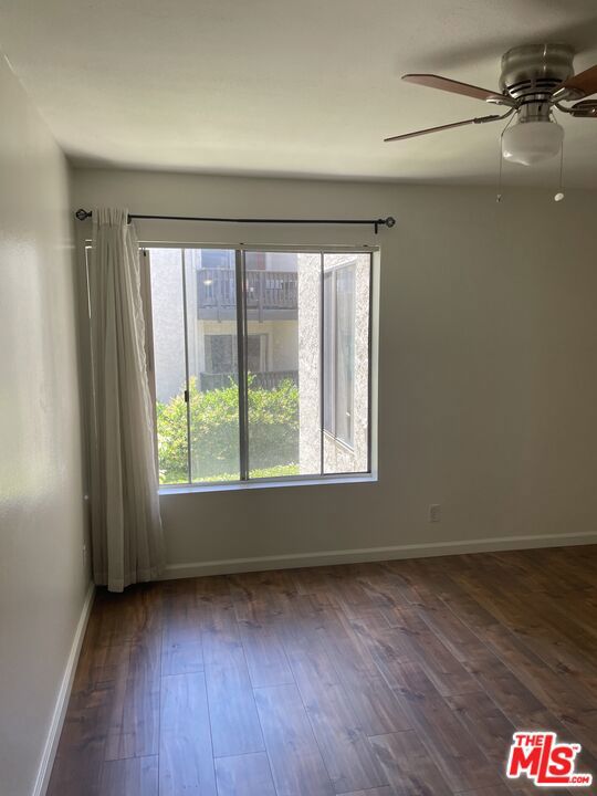 9206 Summertime Lane, Culver City CA: https://media.crmls.org/mediaz/b15cfdc7-c770-45fc-b178-00069baf2918.jpg