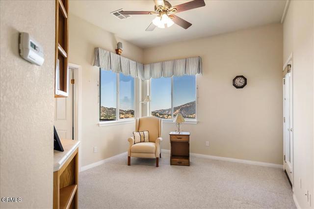 30730 Fox Ridge Court, Tehachapi CA: https://media.crmls.org/mediaz/b15d84a9-64d9-438f-a1e1-5e6420bc9de7.jpg