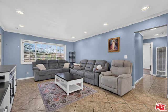 248 East 186th Street photo 5