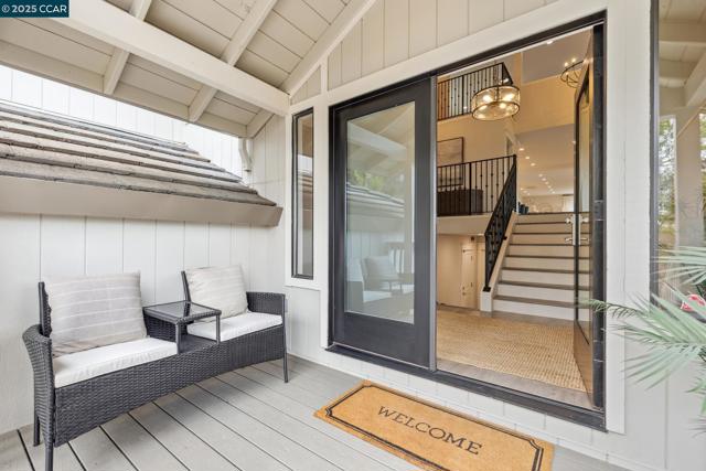 1019 Silverhill Drive, Lafayette CA: https://media.crmls.org/mediaz/b15e68ac-e0d6-4a92-896a-784060ab6296.jpg