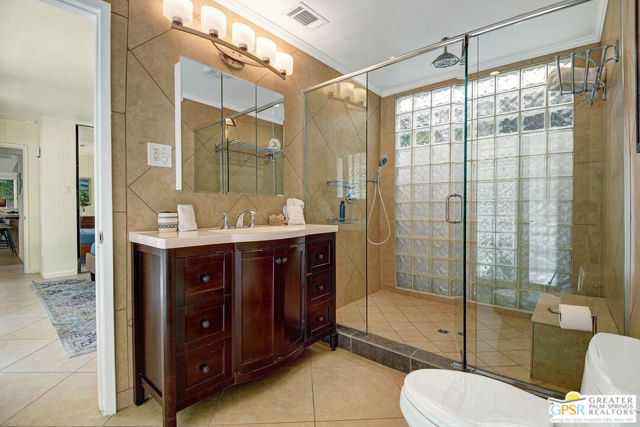 830 N Riverside Drive, Palm Springs CA: https://media.crmls.org/mediaz/b15f39e0-0204-48d5-bbba-fa38ad369450.jpg