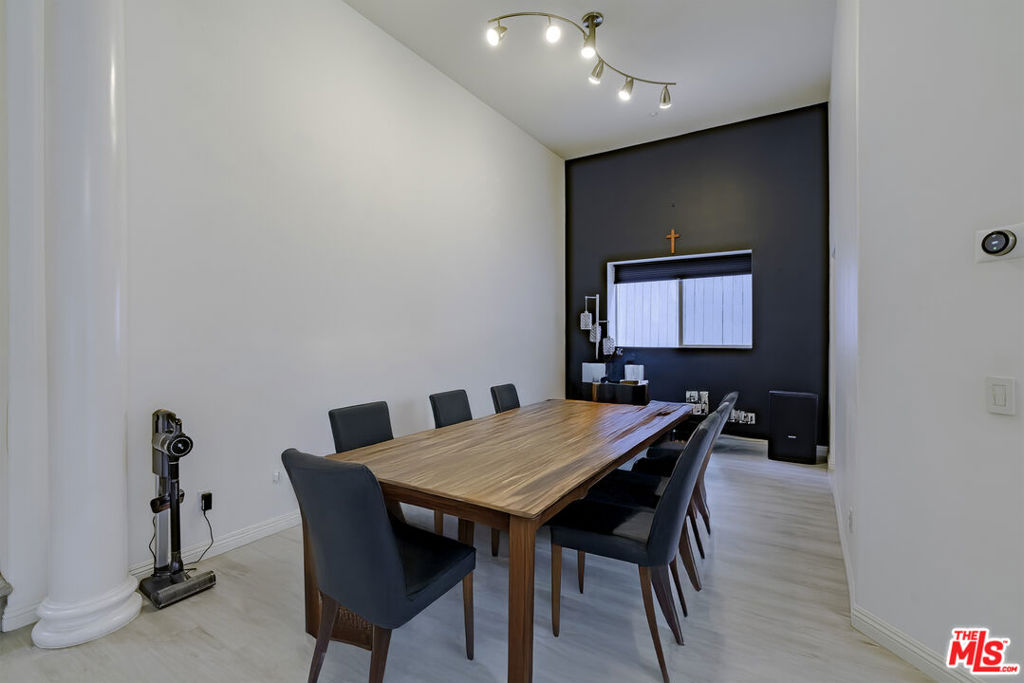 MLS #25534371 image #20