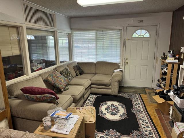 Image 1 of 16 For 2525 Walnut Avenue