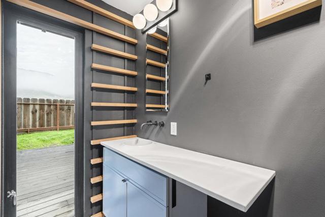 43002 Arroyo Seco Road, Soledad CA: https://media.crmls.org/mediaz/b160022a-353f-4938-8909-3172f7d87875.jpg