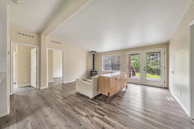 Detail Gallery Image 14 of 61 For 17521 Eel River Rd, Potter Valley,  CA 95469 - 3 Beds | 2 Baths