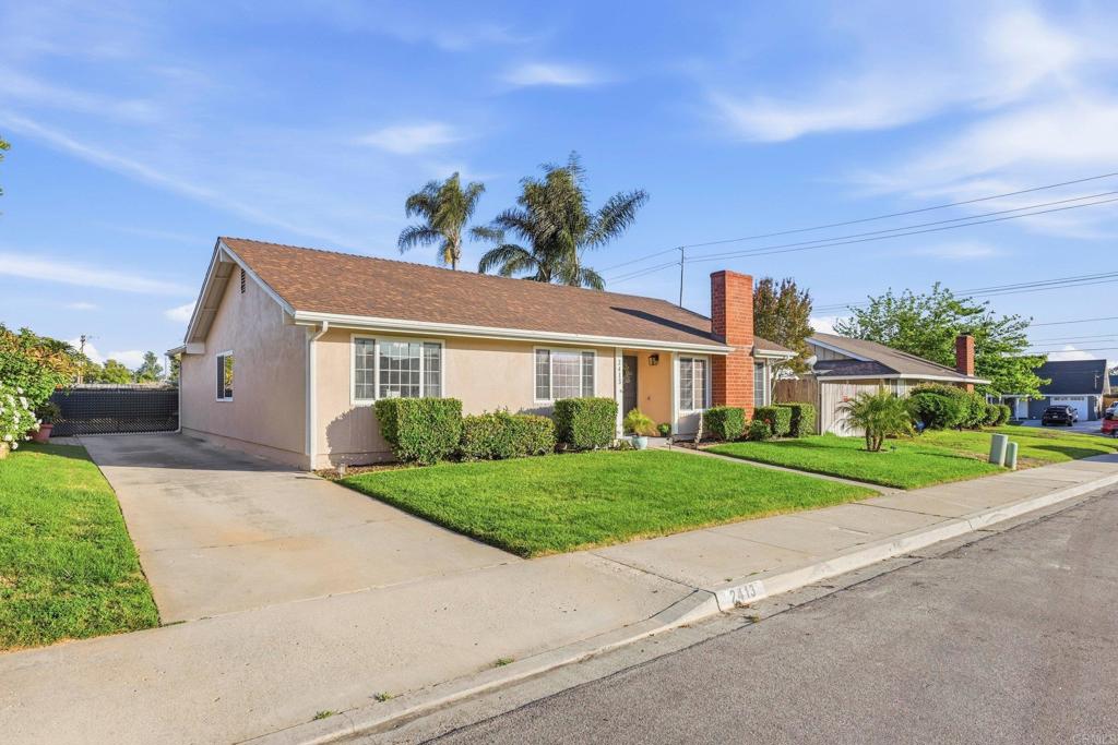 2413 Holly Avenue - photo 7