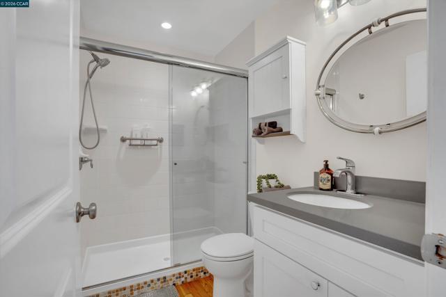 Image 15 of 50 For 1579 Farm Bureau Rd