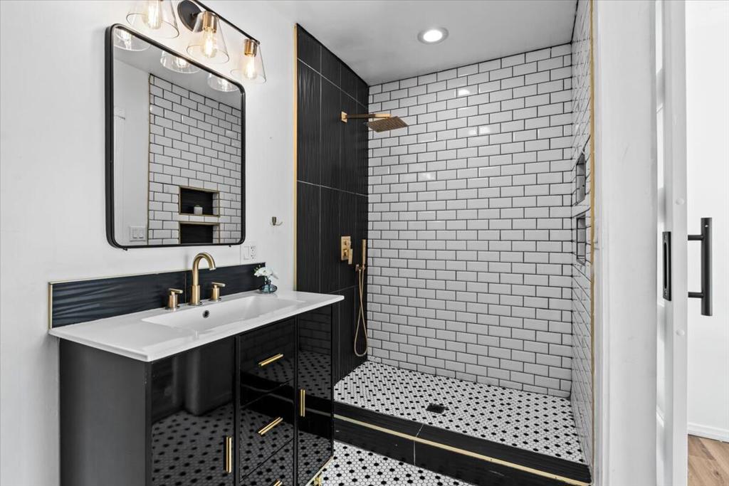 MLS #219139002PS image #14