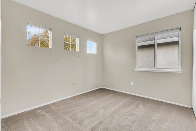 4863 Bayside Way, Oakley CA: https://media.crmls.org/mediaz/b164826c-e0da-4d91-a5bb-4c250ddaafea.jpg