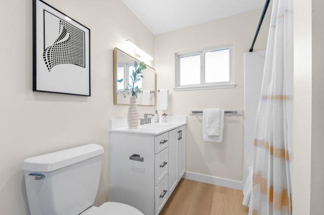 16251 Lilac Lane, Los Gatos CA: https://media.crmls.org/mediaz/b1650ca1-63f1-4161-a7ea-46f991f5377c.jpg