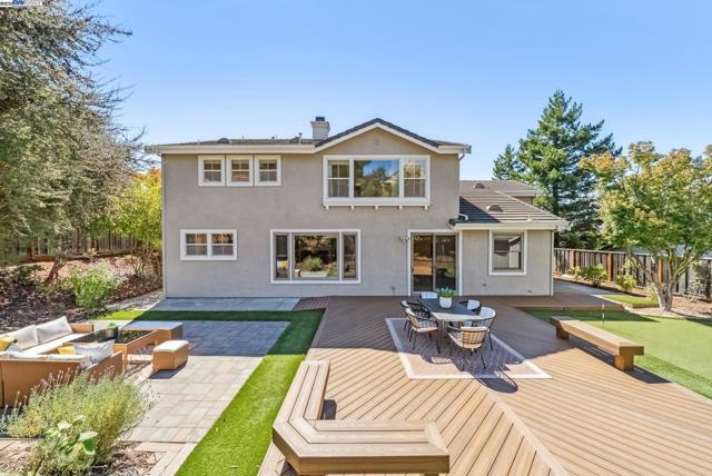4110 Mystic View Ct, Hayward CA: https://media.crmls.org/mediaz/b165811b-4a25-4faf-bc38-5d70a44a0461.jpg