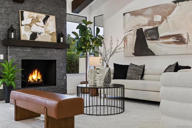 6555 Caminito Northland, La Jolla CA: https://media.crmls.org/mediaz/b165927c-0fc0-4ee3-9f1c-5c5741c861fa.jpg