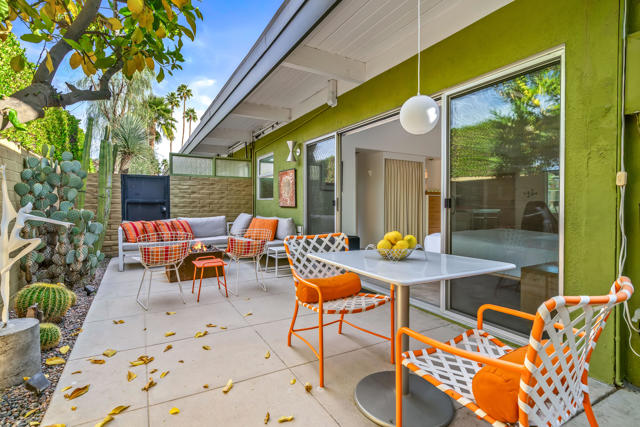 1611 S Calle Palo Fierro #4, Palm Springs, CA 92264
