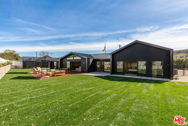 5259 Lewis Road, Agoura Hills CA: https://media.crmls.org/mediaz/b16743fc-9c98-471d-b457-b82edf796d44.jpg