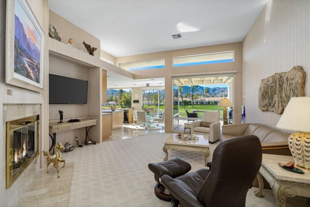 75315 Saint Andrews Court, Indian Wells CA: https://media.crmls.org/mediaz/b167e255-16a8-4d8c-945c-11a685aa85ee.jpg