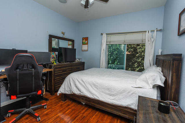 78970 Del Monte Court, La Quinta CA: https://media.crmls.org/mediaz/b168c1ee-561f-4349-a571-e2b155501b90.jpg