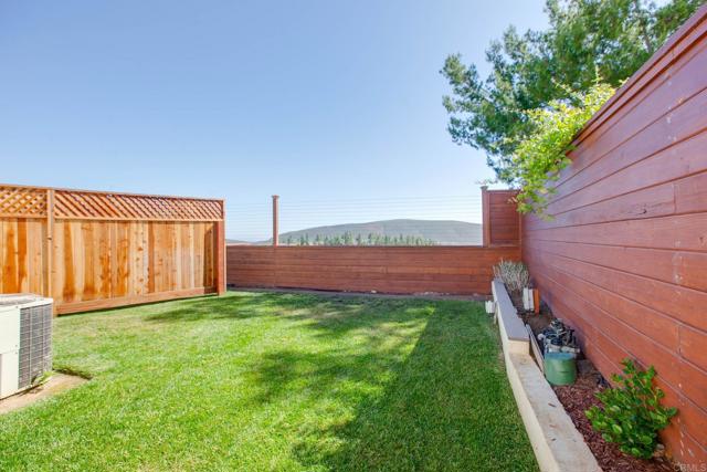 1438 Dolphin Court, San Marcos CA: https://media.crmls.org/mediaz/b1692018-f98e-4ba0-b06b-c1ff941de60a.jpg