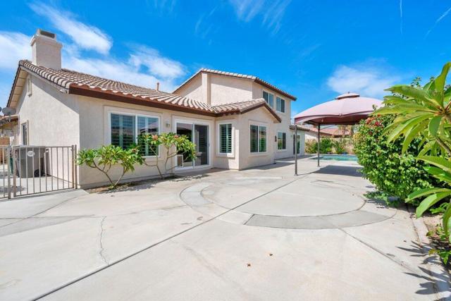 78900 Galaxy Drive, La Quinta CA: https://media.crmls.org/mediaz/b169f7d6-d9dd-4576-81f1-905cc1499245.jpg