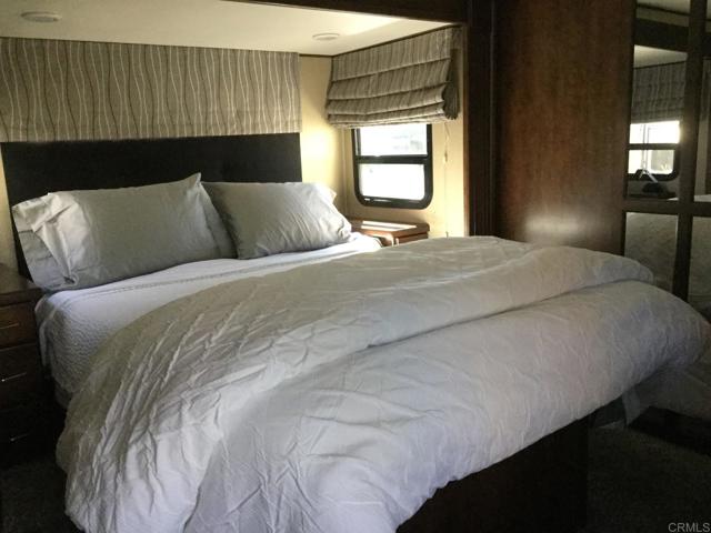 69411 Ramon Rd #1201, Cathedral City CA: https://media.crmls.org/mediaz/b16a27be-c996-494f-b0e2-141be29de6c2.jpg