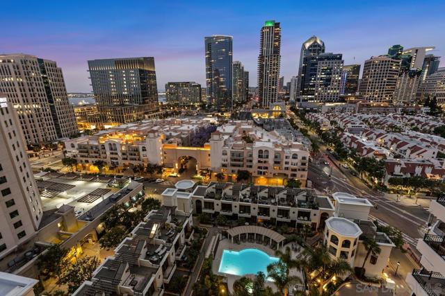 700 W Harbor Dr, San Diego CA: https://media.crmls.org/mediaz/b16ab127-f6e3-4581-ad98-d8f89d63d8d6.jpg
