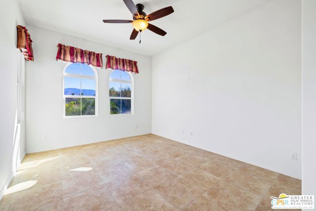 85041 Stazzano Place, Indio CA: https://media.crmls.org/mediaz/b16ab25e-2efa-4ede-af85-8ce43dd8559a.jpg