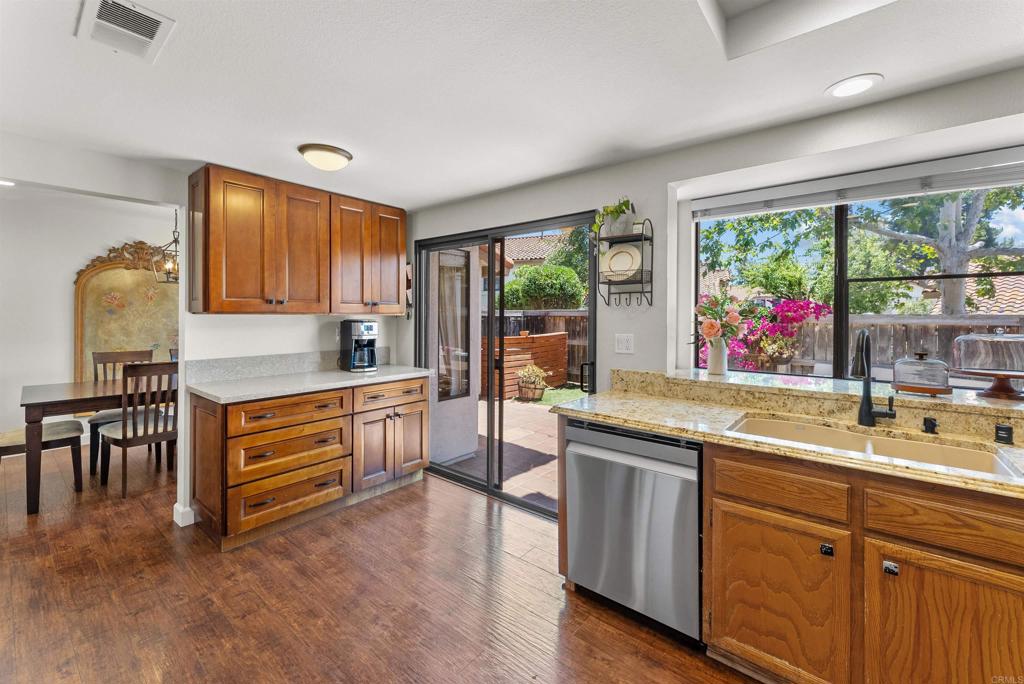 1651 Juniper Street - photo 7