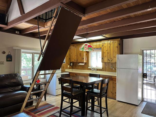 1126 Boiling Springs, Mount Laguna CA: https://media.crmls.org/mediaz/b16aee9b-f78e-4f58-b84b-565dc7e15c1c.jpg