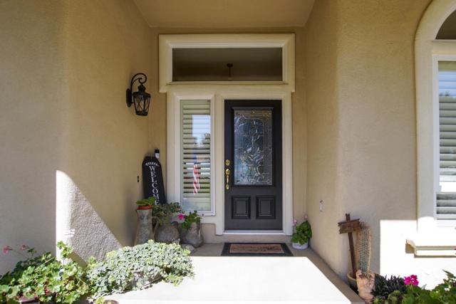 303 Taryn Court, Hollister CA: https://media.crmls.org/mediaz/b16b3246-5216-406e-a749-fd2a3fb1b7fa.jpg
