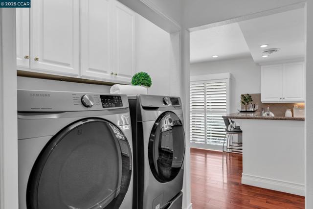 11373 Rampart Dr, Dublin CA: https://media.crmls.org/mediaz/b16b5388-179c-4b74-9dbf-796a5815a5a5.jpg