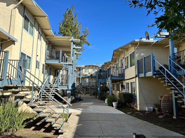 1500 S White Road, San Jose CA: https://media.crmls.org/mediaz/b16b7007-ae07-45dc-a4db-0193eb9ddff5.jpg